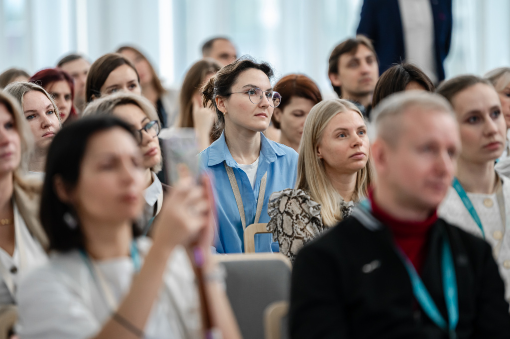 Z01_0560.jpg Z01_0560.jpg