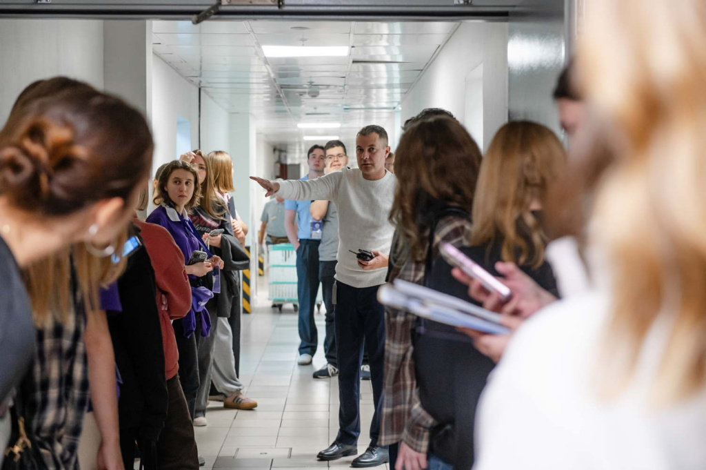 SIR_5884.jpg SIR_5884.jpg