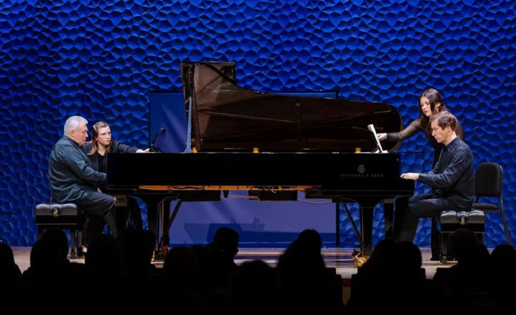 photo_5271810152841549579_y.jpg photo_5271810152841549579_y.jpg