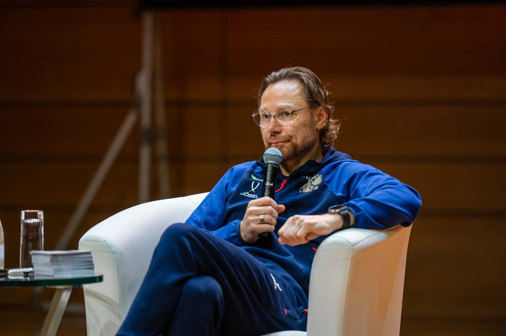 Z01_8287.jpg Z01_8287.jpg