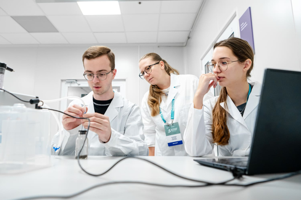 Z01_1080 (1) (1).jpg